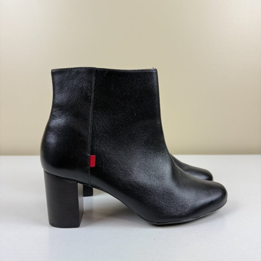 Like New Marc Joseph Black Leather Ankle Boots